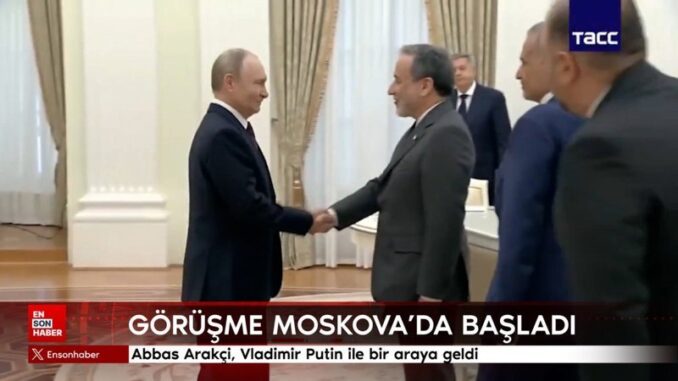 abbas-arakci-vladimir-putin-ile-bir-araya-geldi-3TynbmGh.jpg