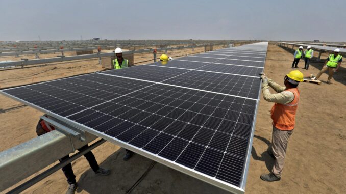 cinin-mega-enerji-plani-kesintisiz-kuresel-temiz-enerji-agi-8hk8iH2d.jpg